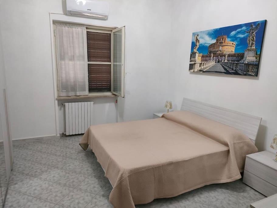 Alloggio Turistico 7 Min Dall'Aeroporto Focene Buitenkant foto